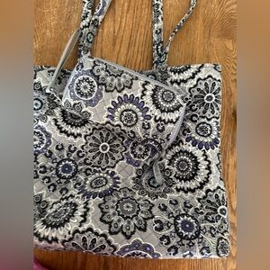 Vera Bradley tote and matching wallet